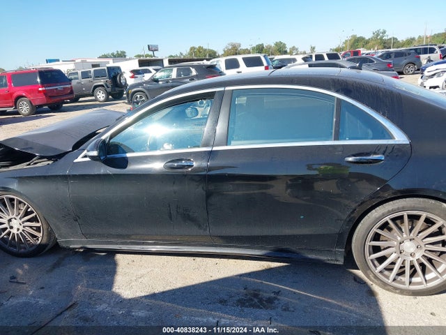 Mercedes-Benz S 550 2014 WDDUG8CB5EA010555 Image 15