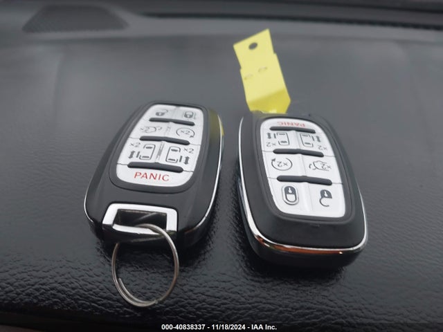 2C4RC1BG5JR149414 Chrysler Pacifica Touring L