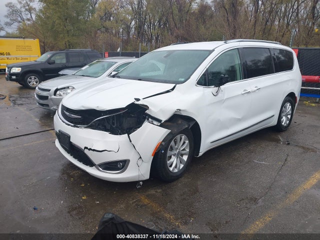 2C4RC1BG5JR149414 Chrysler Pacifica Touring L