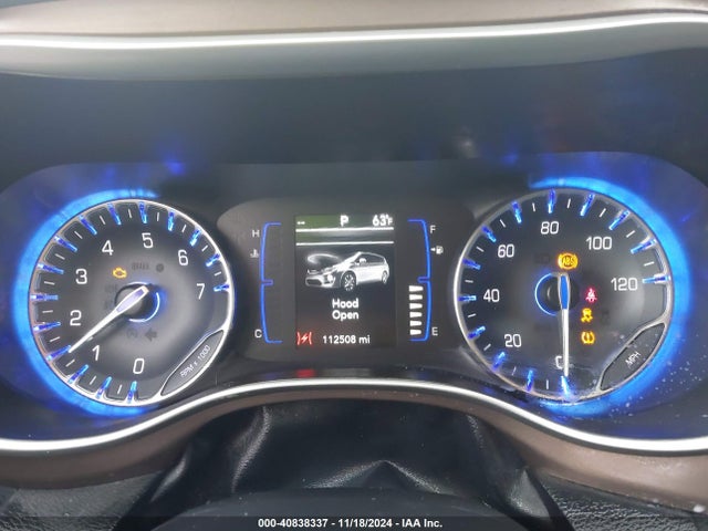 2C4RC1BG5JR149414 Chrysler Pacifica Touring L
