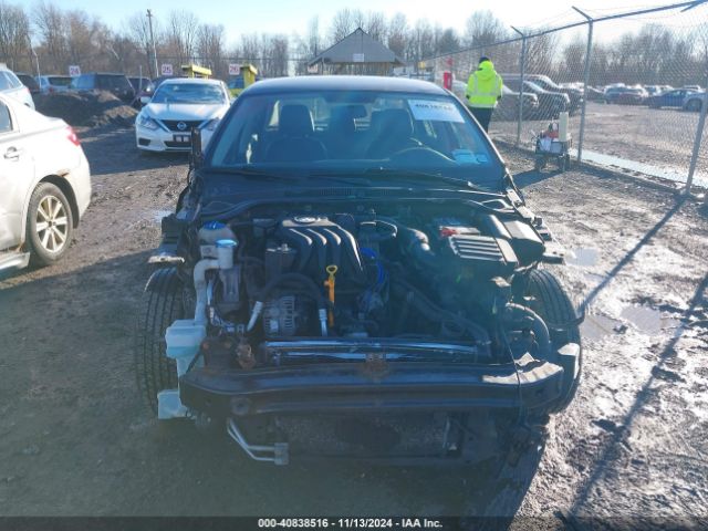 3VW1K7AJ5EM332127 Volkswagen Jetta 2.0l S