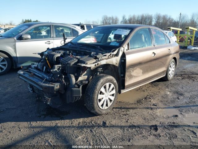 3VW1K7AJ5EM332127 Volkswagen Jetta 2.0l S