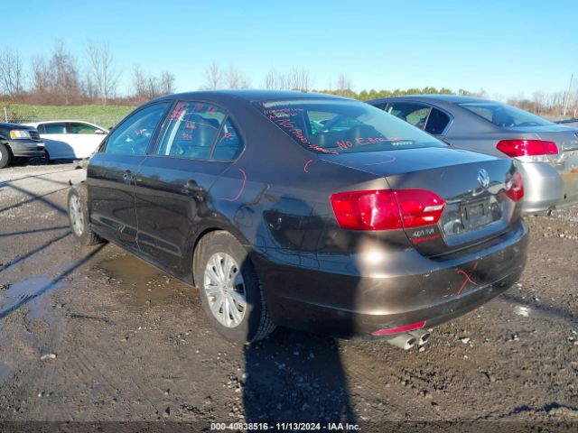 3VW1K7AJ5EM332127 Volkswagen Jetta 2.0l S