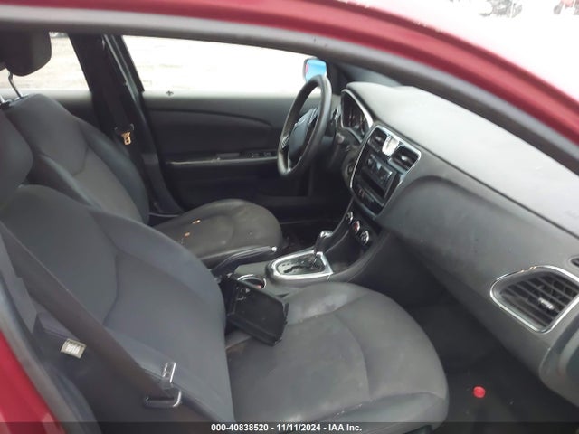 1C3CCBAB7EN211999 Chrysler 200 LX