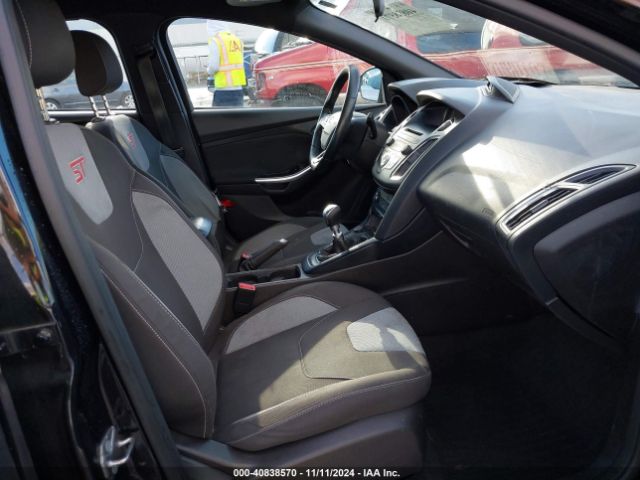 1FADP3L97FL334743 Ford FOCUS ST