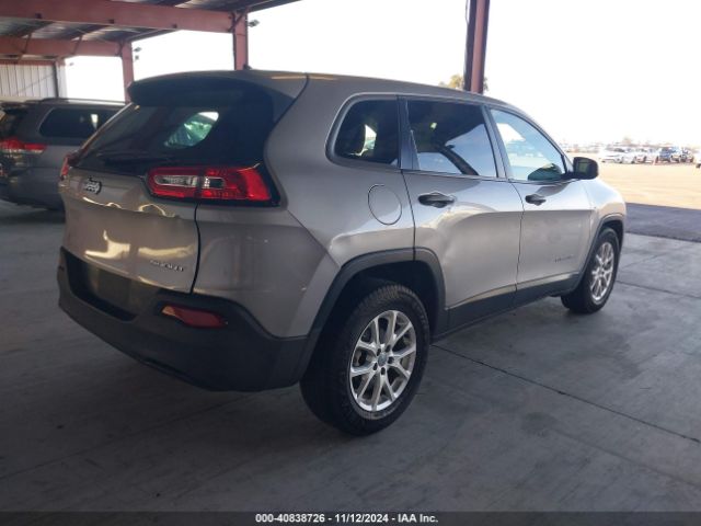 1C4PJLAB7FW701069 Jeep Cherokee Sport