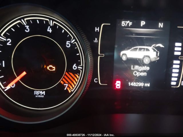 1C4PJLAB7FW701069 Jeep Cherokee Sport