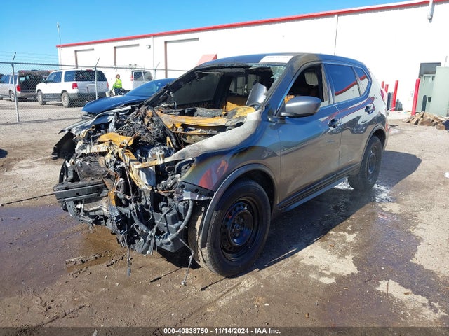 Nissan ROGUE S 2017 KNMAT2MT1HP538690 Image 2