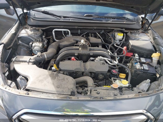 Subaru Outback 2.5i Limited 2018 4S4BSANC2J3201213 Image 10