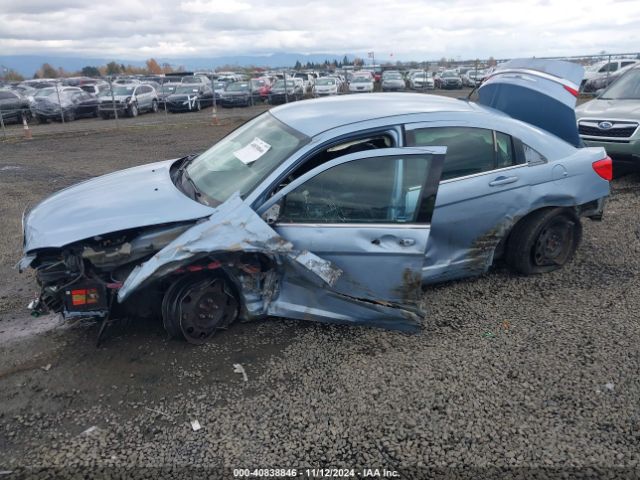 1C3CCBAB5EN208020 Chrysler 200 LX