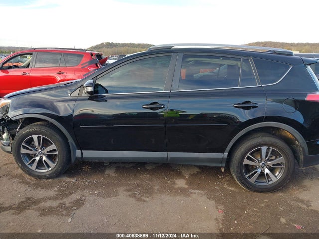 Toyota Rav4 Xle 2017 2T3RFREV6HW614539 Image 14