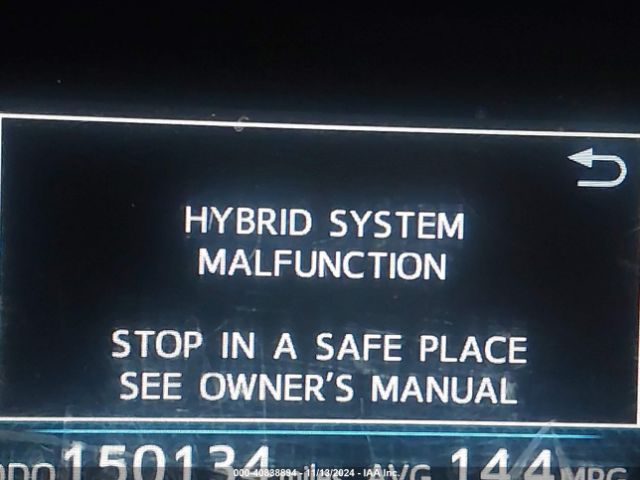 JTDZN3EU8FJ016245 Toyota Prius V Three