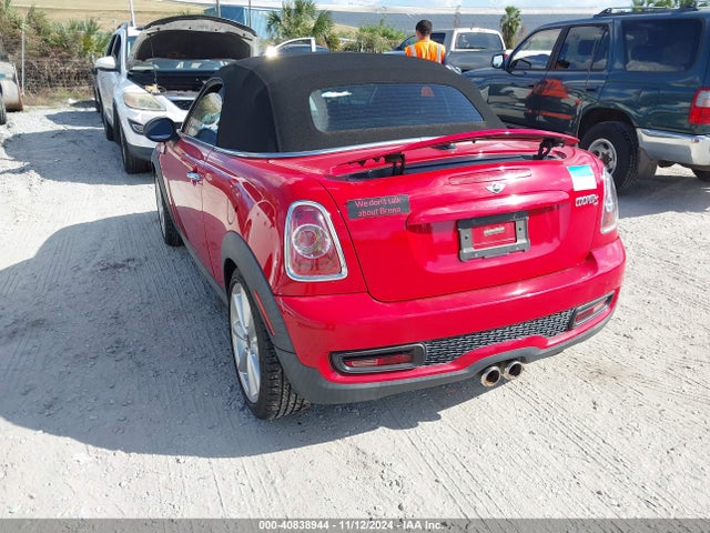 2013 MINI ROADSTER WMWSY3C51DT594562 Photo 2