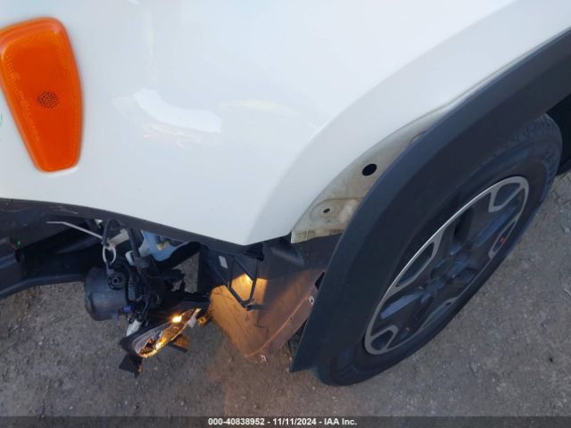 ZACCJBCB8HPF81398 Jeep Renegade Trailhawk 4x4