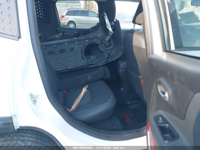 ZACCJBCB8HPF81398 Jeep Renegade Trailhawk 4x4