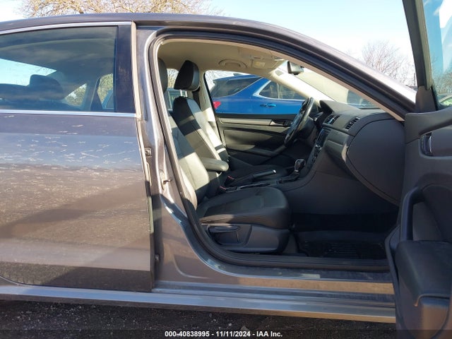 1VWBP7A32EC002857 Volkswagen Passat 2.5l Se