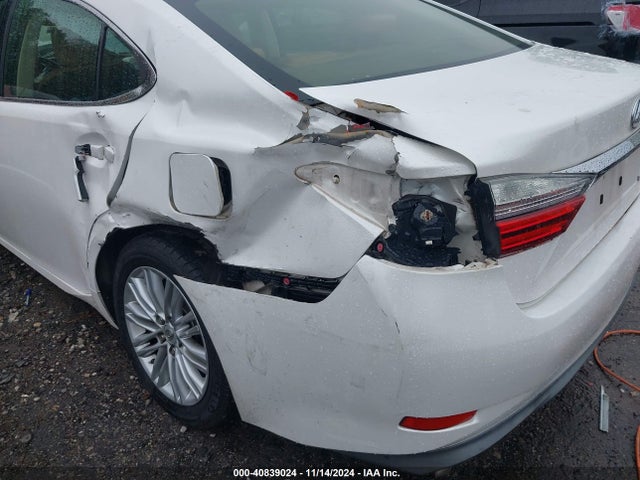 JTHBK1GGXG2242898 Lexus ES 350