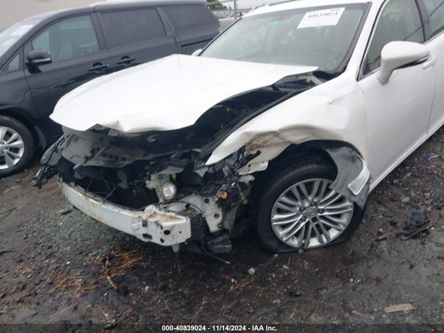 JTHBK1GGXG2242898 Lexus ES 350