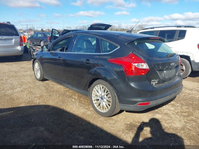 1FADP3N27EL205089 Ford Focus Titanium