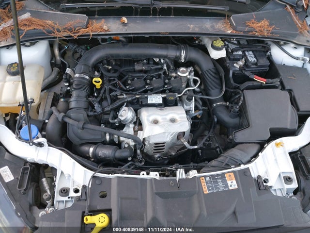 Ford FOCUS SE 2017 1FADP3FE2HL237591 Image 10