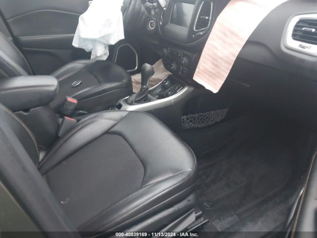 3C4NJDBB3JT283880 Jeep Compass Latitude 4x4