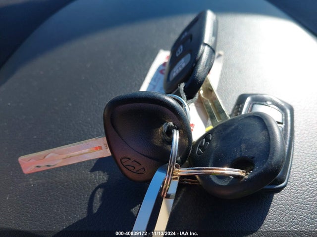 5NPEB4AC2EH942853 Hyundai SONATA GLS