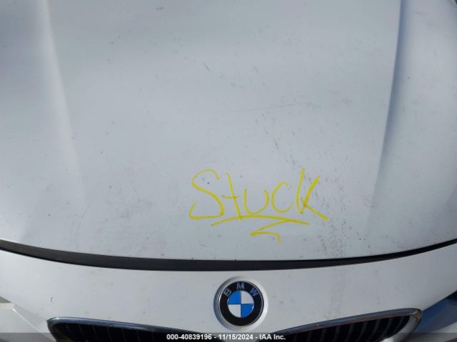 WBA3C3C5XFK203209 BMW 320i Xdrive