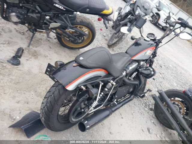 2010 HARLEY-DAVIDSON XL1200 1HD1LC32XAC430515 Photo 3