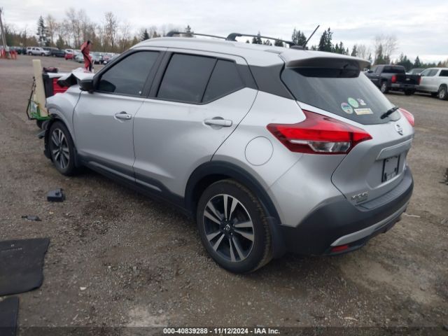 3N1CP5CU2KL556095 Nissan KICKS SR