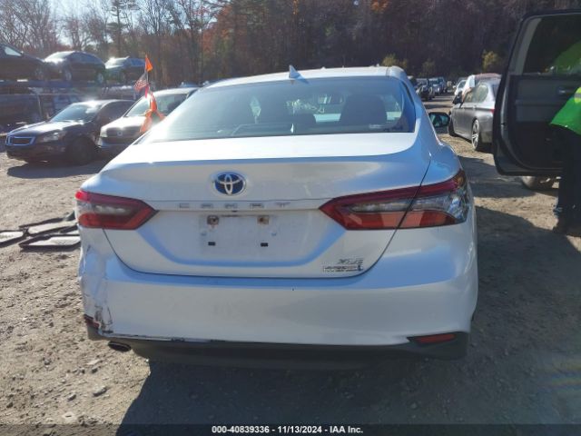 4T1F31AK4NU599424 Toyota Camry Xle Hybrid