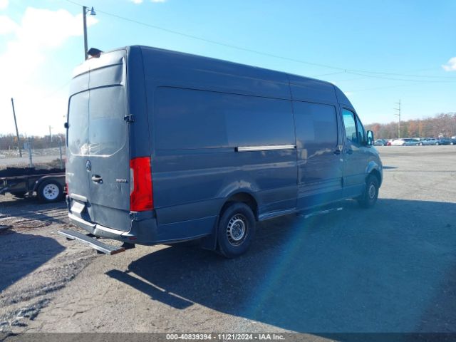 WD4PF1CDXKP129526 Mercedes-Benz Sprinter 2500 High Roof V6