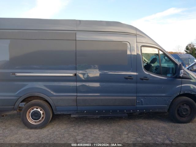 1FTBR3X87LKA28527 Ford Transit-250 Cargo Van