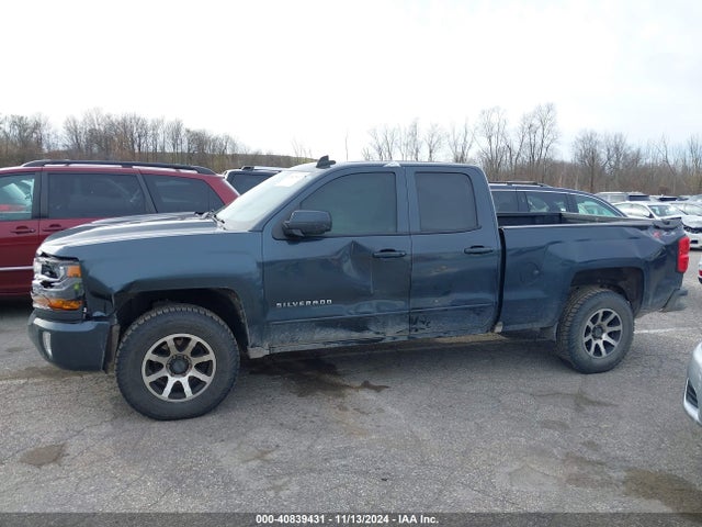 2GCVKREC2J1108231 Chevrolet Silverado 1500 2lt