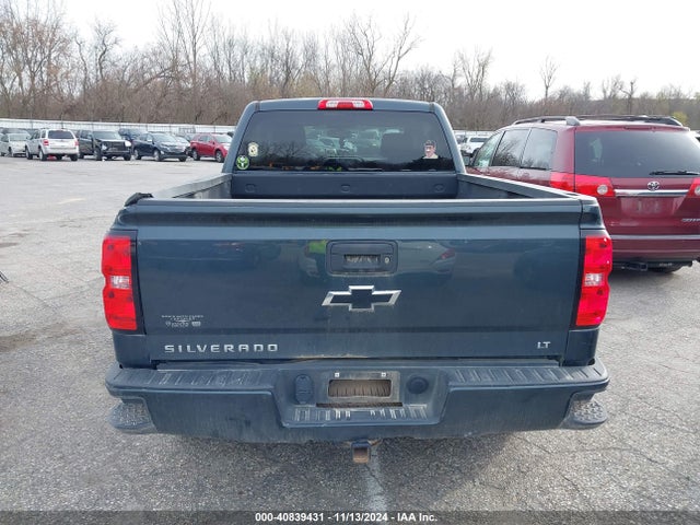 2GCVKREC2J1108231 Chevrolet Silverado 1500 2lt