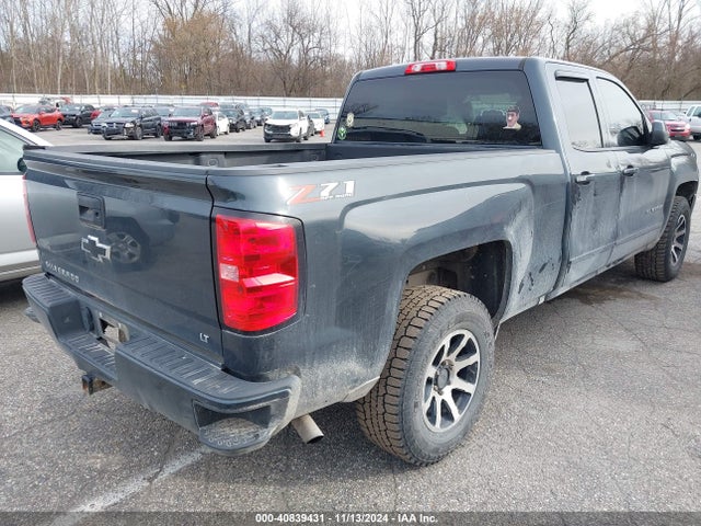 2GCVKREC2J1108231 Chevrolet Silverado 1500 2lt