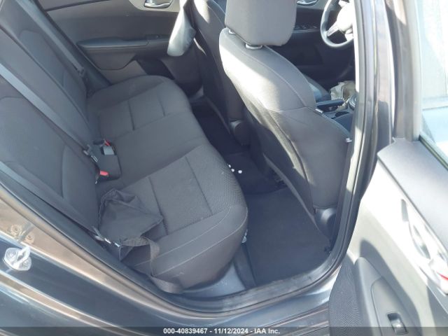 3KPF24AD7ME391674 KIA Forte Lxs
