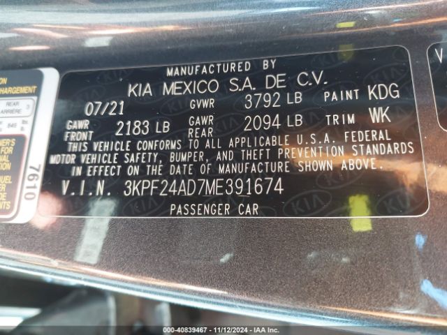 3KPF24AD7ME391674 KIA Forte Lxs
