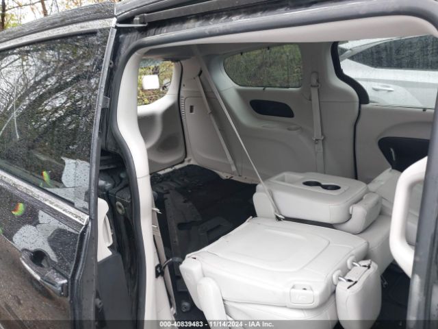 2C4RC1EG0HR622562 Chrysler Pacifica Touring-l Plus