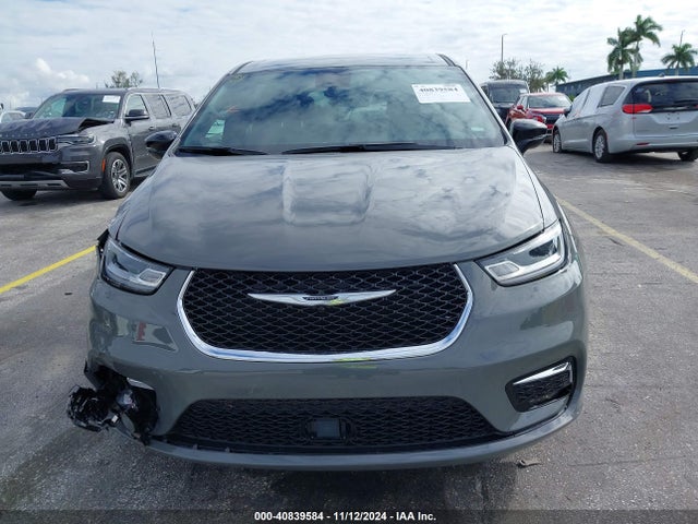 Chrysler Pacifica Select 2025 2C4RC1BG7SR512409 Image 12