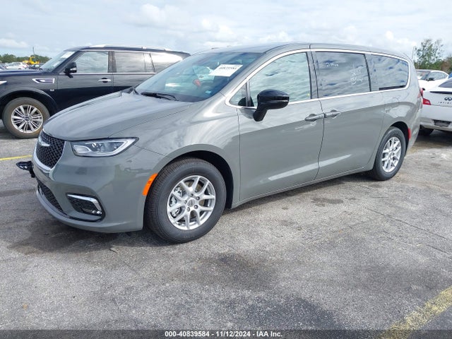 Chrysler Pacifica Select 2025 2C4RC1BG7SR512409 Image 2