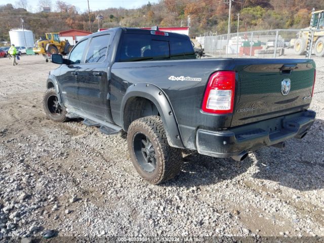 2020 RAM 1500 1C6SRFMT2LN232085 Photo 2