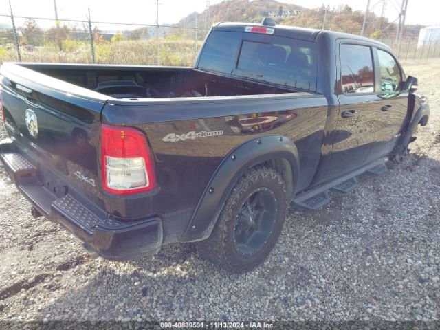 2020 RAM 1500 1C6SRFMT2LN232085 Photo 3