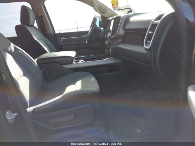 2020 RAM 1500 1C6SRFMT2LN232085 Photo 4