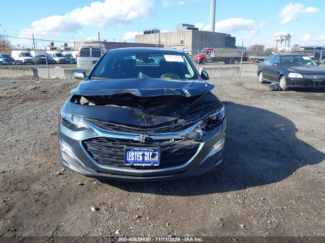 1G1ZG5ST5MF083590 Chevrolet Malibu Fwd Rs