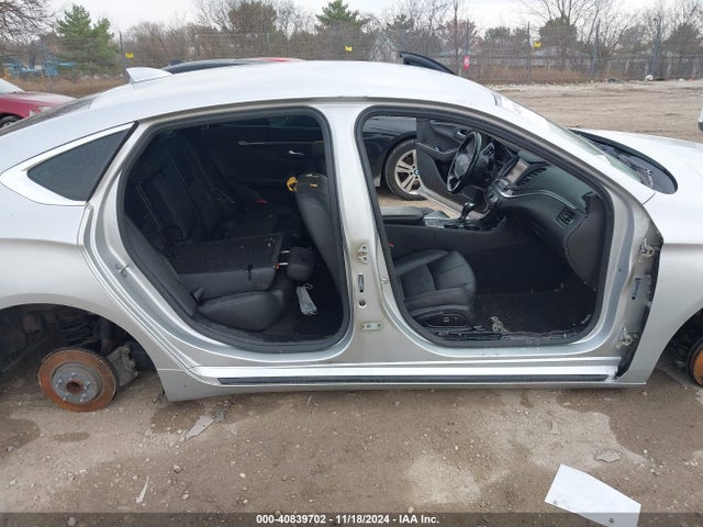 Chevrolet IMPALA 1LT 2017 2G1105S30H9157014 Image 19
