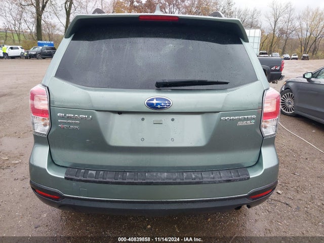 Subaru Forester 2.5i Premium 2017 JF2SJAECXHH477421 Image 17