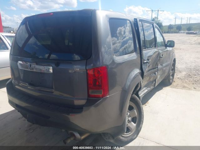 5FNYF3H28FB034030 Honda PILOT LX