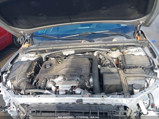 Chevrolet MALIBU LT 2018 1G1ZD5ST8JF212927 Image 10