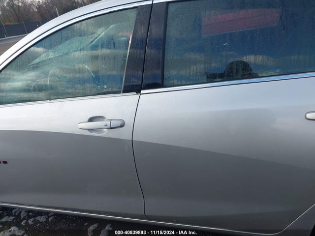 Chevrolet MALIBU LT 2018 1G1ZD5ST8JF212927 Image 15