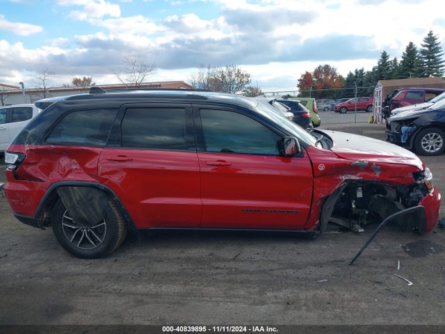 1C4RJFLG2JC319125 Jeep Grand Cherokee Trailhawk 4x4